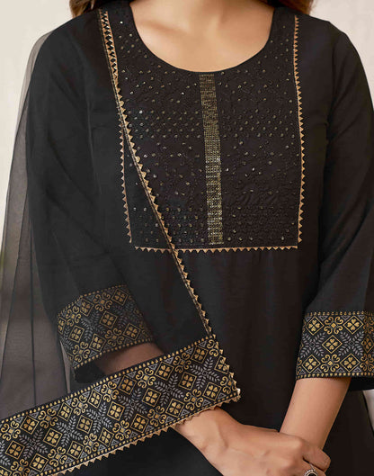 Black Embroidery Cotton Straight Kurta With Pant And Dupatta