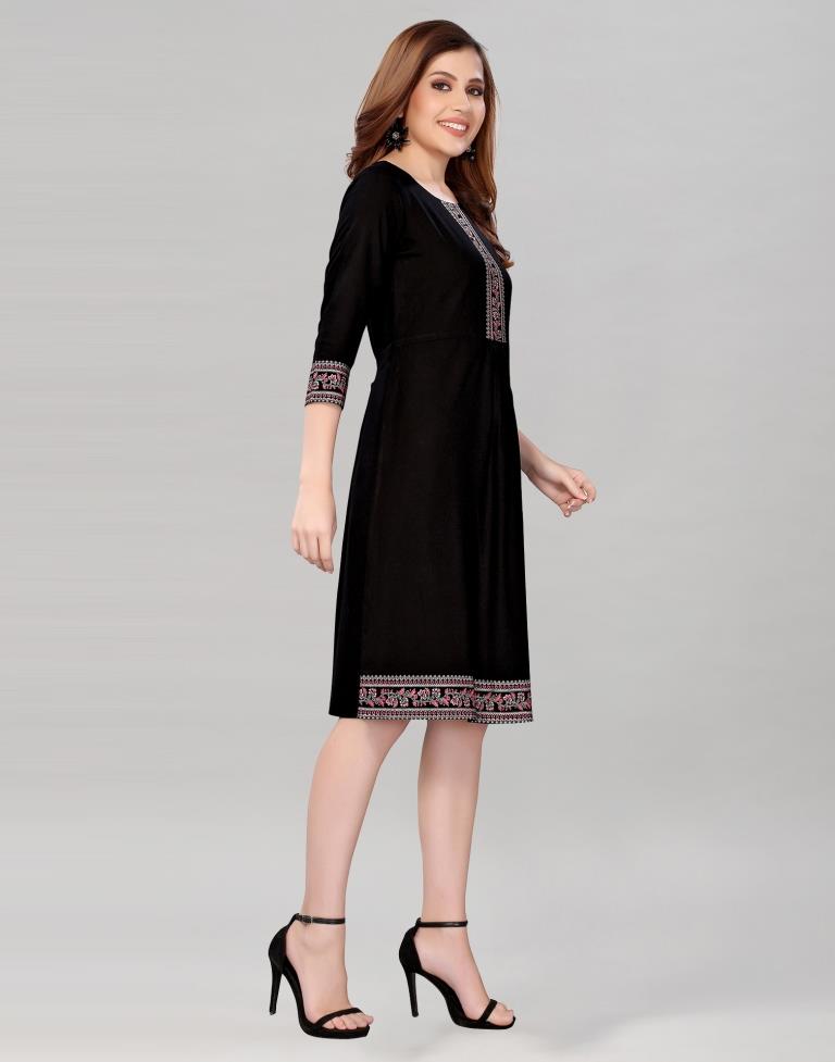 Black Rayon Slub Foil Dress | Sudathi