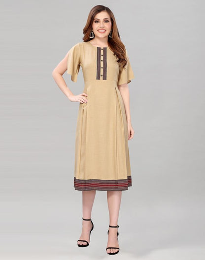 Beige Coloured Diva Slub Digital Border Dress | Leemboodi