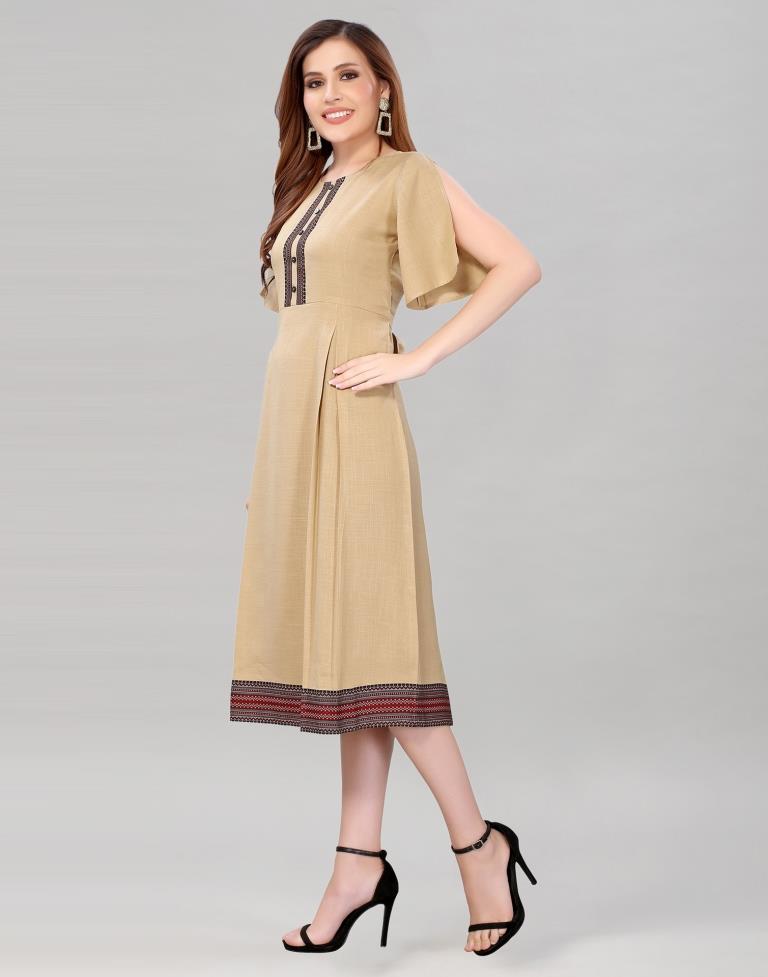 Beige Coloured Diva Slub Digital Border Dress | Leemboodi