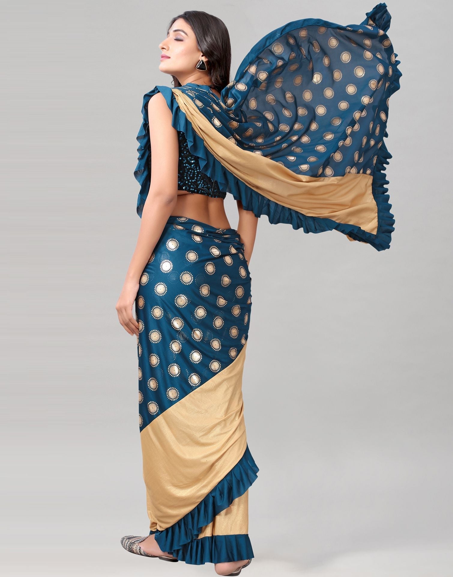 Teal Printed Pre-draped Saree | Leemboodi