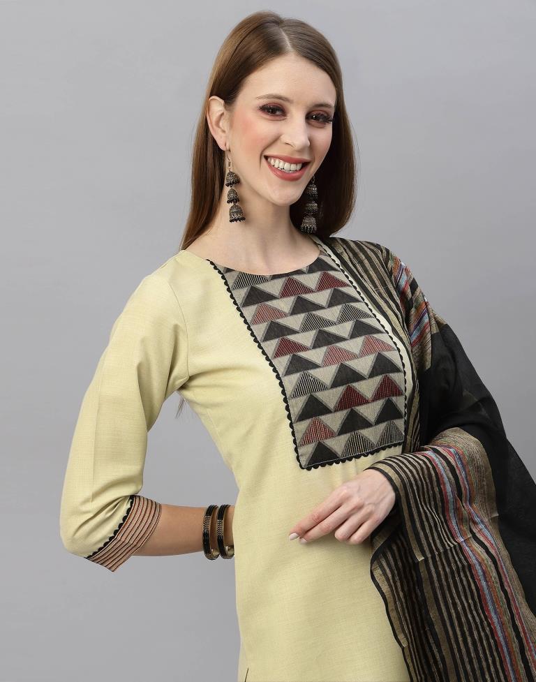 Beige Kurti With Pant And Dupatta | Leemboodi