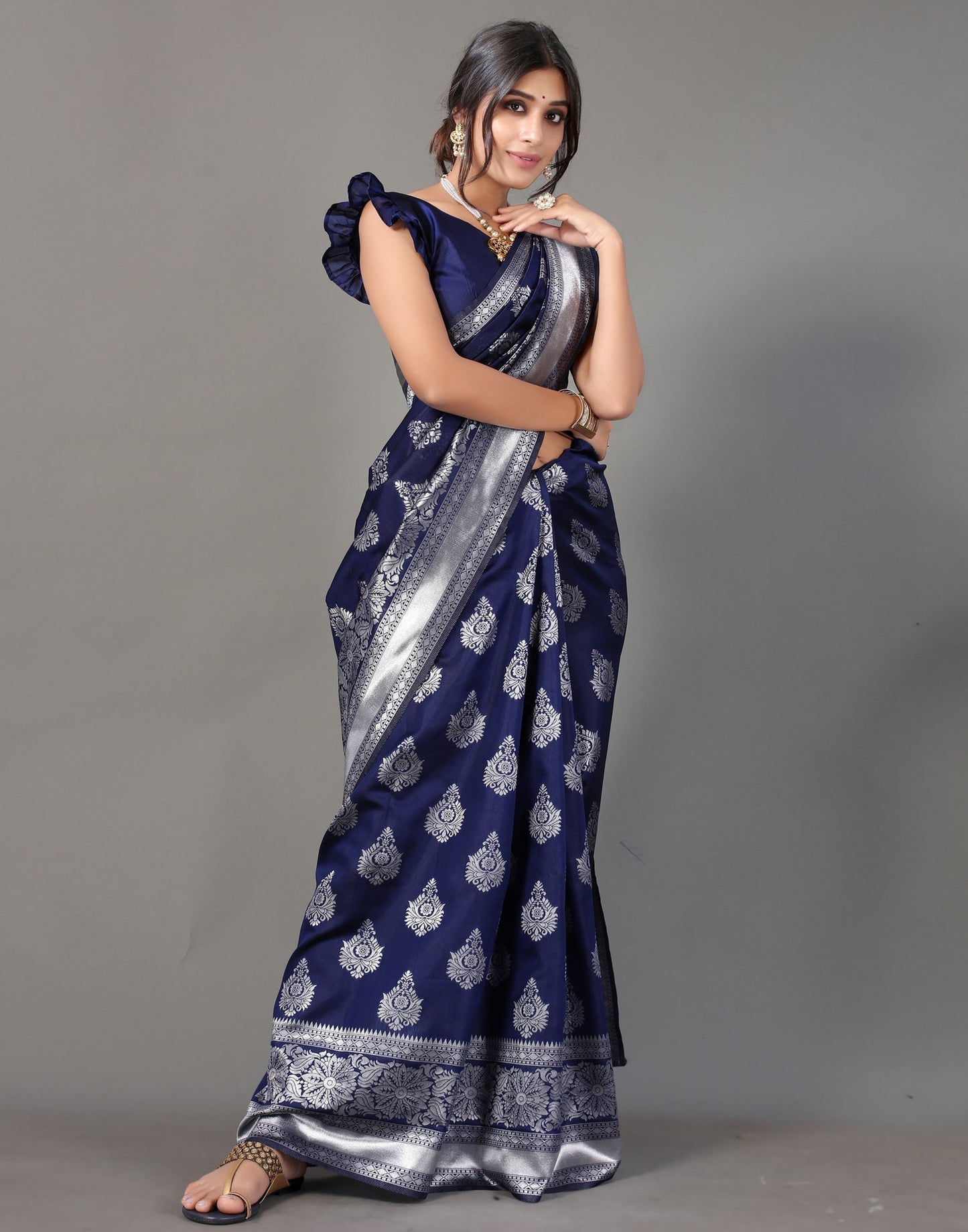 Navy Blue And Silver Silk Saree | Leemboodi
