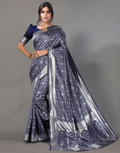 Navy Blue And Silver Silk Saree | Leemboodi