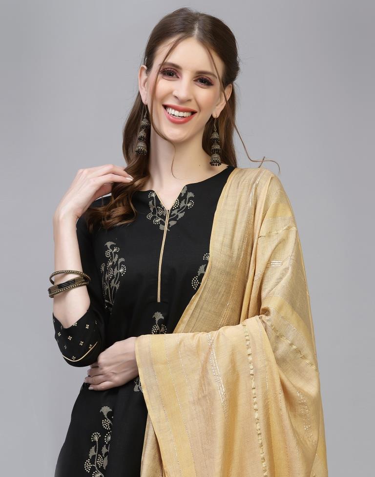 Black Kurti With Pant And Dupatta | Leemboodi