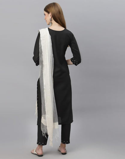 Black Kurti With Pant And Dupatta | Leemboodi