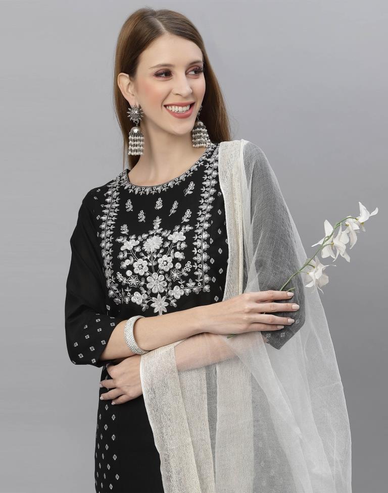 Black Kurti With Pant And Dupatta | Leemboodi