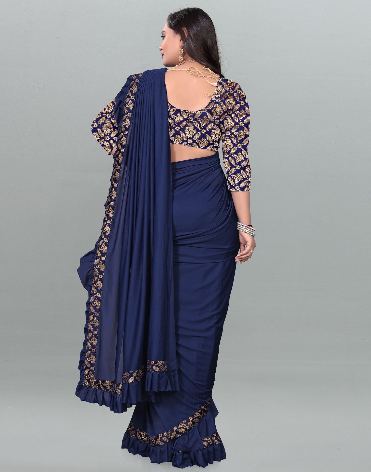 Navy Blue Plain Pre-draped Saree | Leemboodi