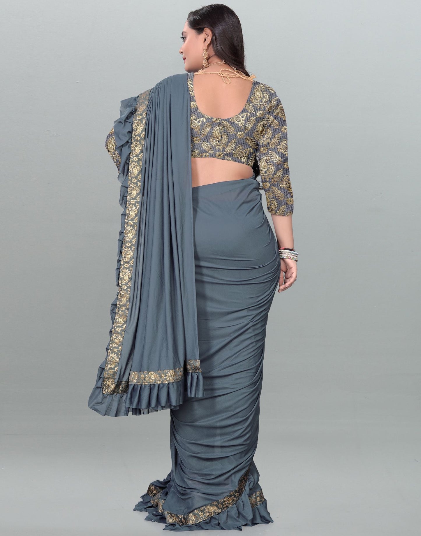 Grey Plain Pre-draped Saree | Leemboodi