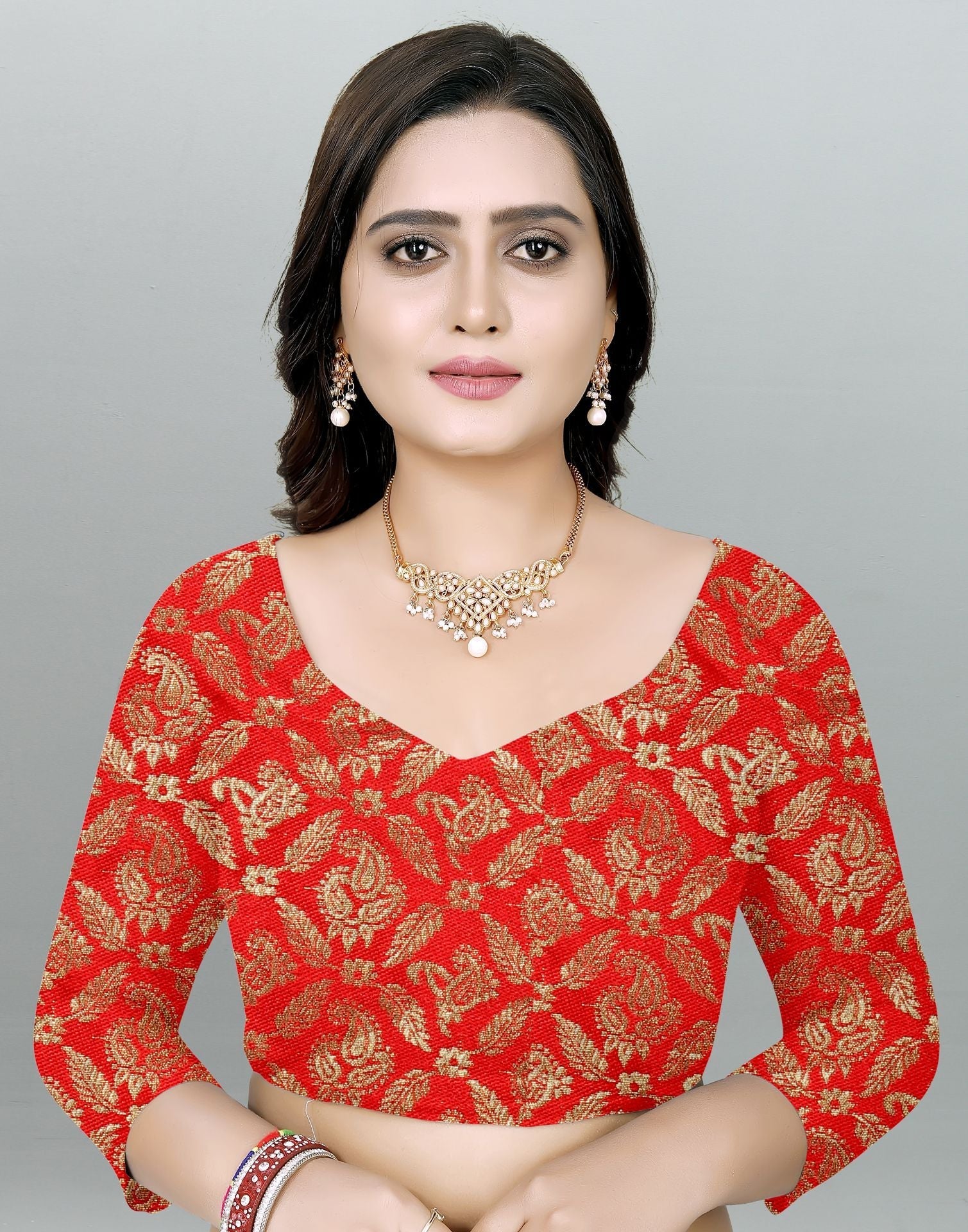 Cream Plain Pre-draped Saree | Leemboodi