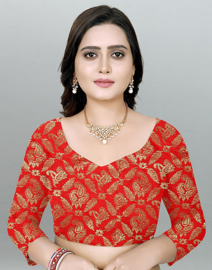 Cream Plain Pre-draped Saree | Leemboodi