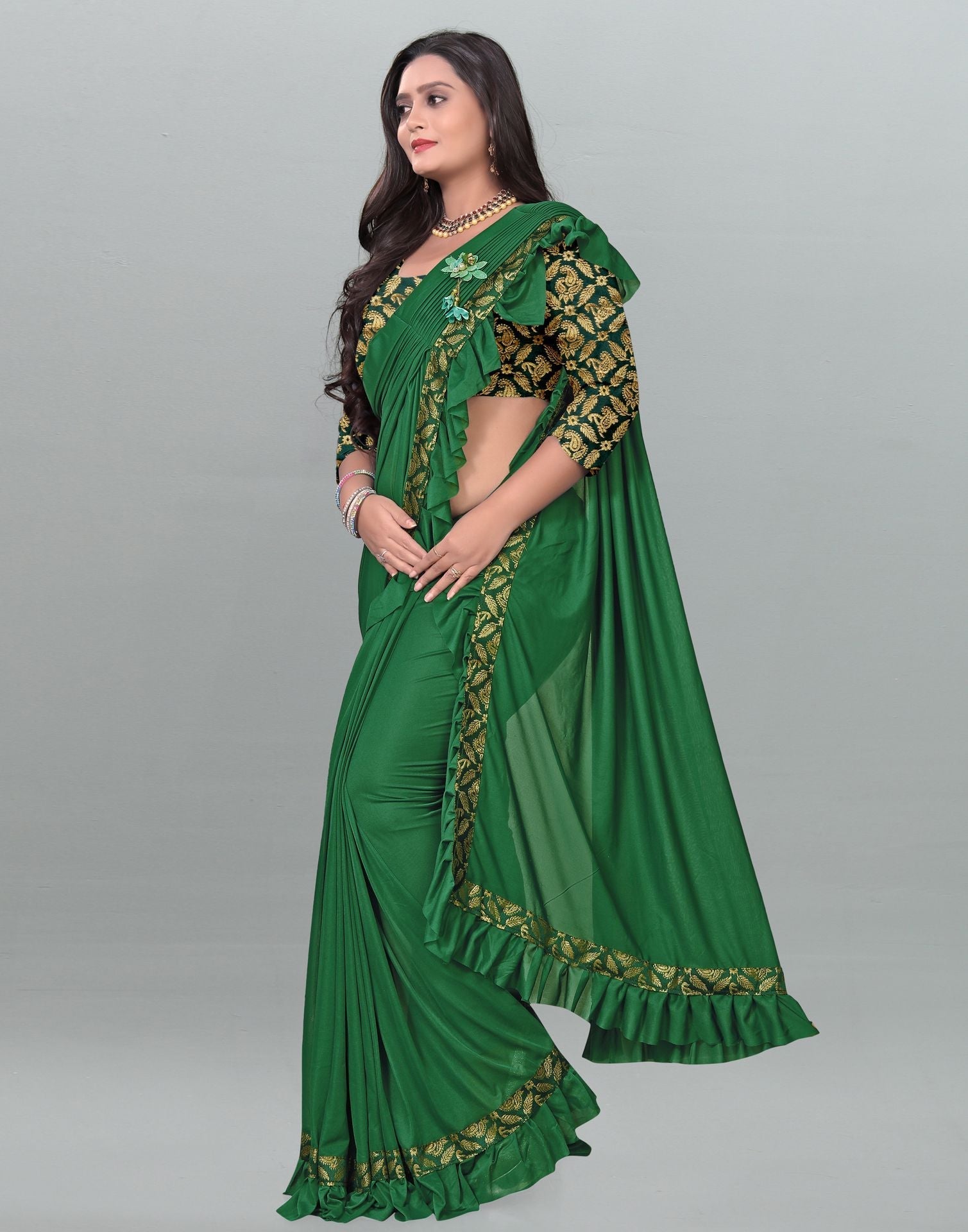 Green Plain Pre-draped Saree | Leemboodi