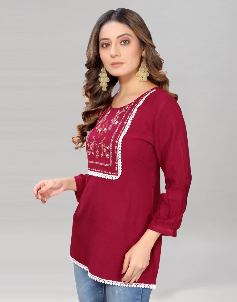 Maroon Coloured Diva Slub Mill Dyed Top | Leemboodi