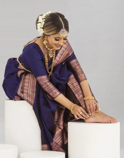 Navy Blue Weaving Silk Saree