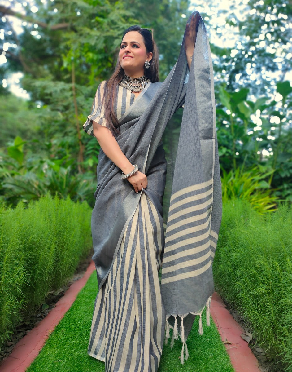 Grey Cotton Plain Woven Saree | Sudathi