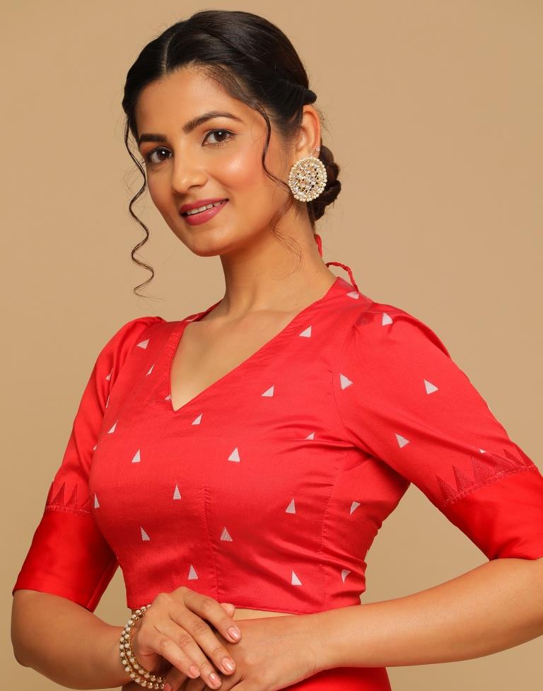 Off White Banarasi Silk Saree | Leemboodi