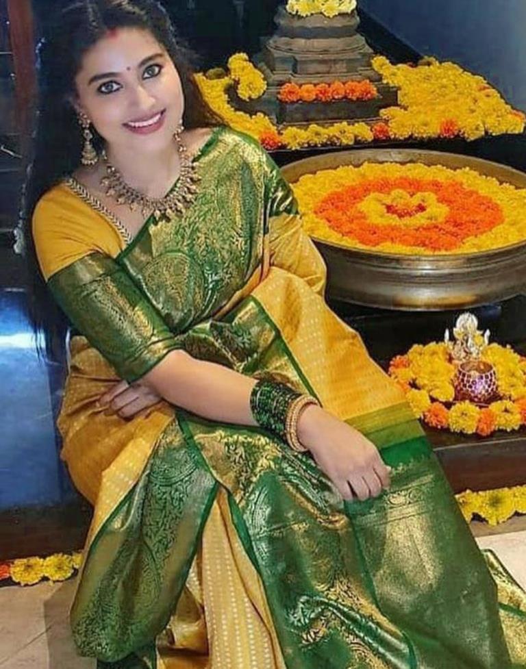 Light Yellow Banarasi Silk Saree | Sudathi