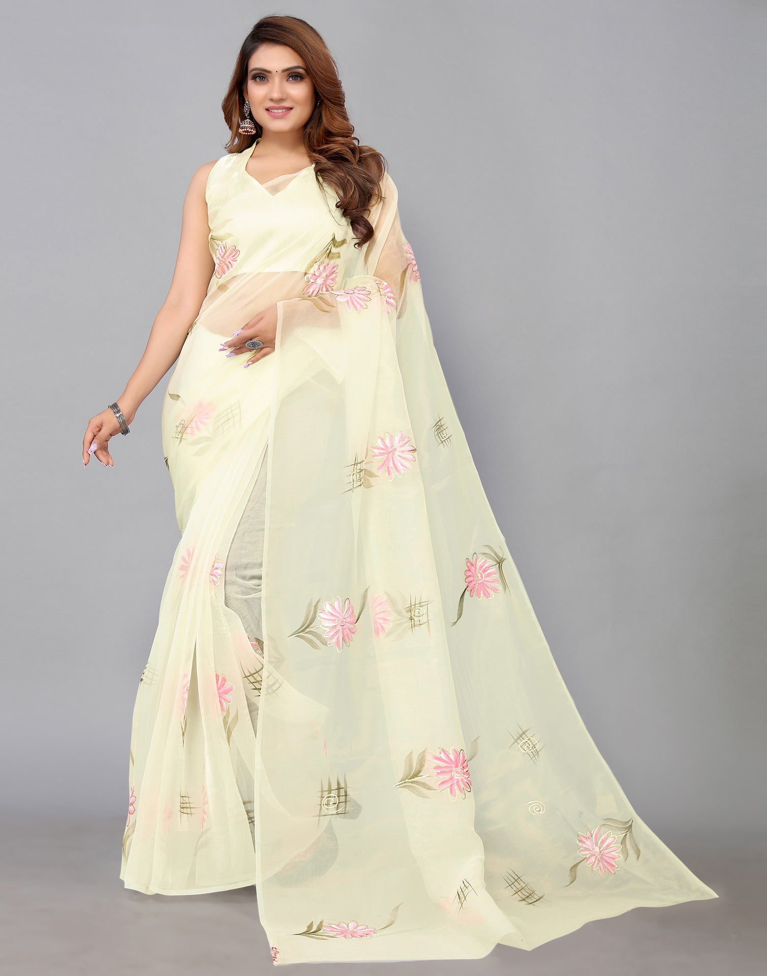 Off White Organza Saree | Leemboodi