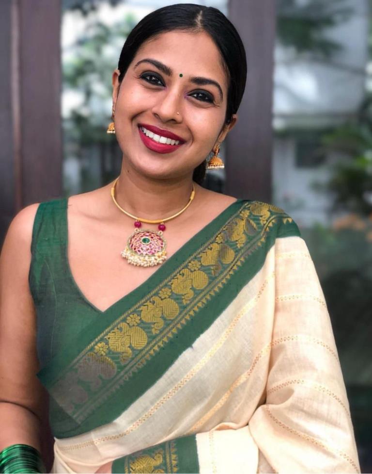 Off White Kanjivaram Silk Saree | Sudathi