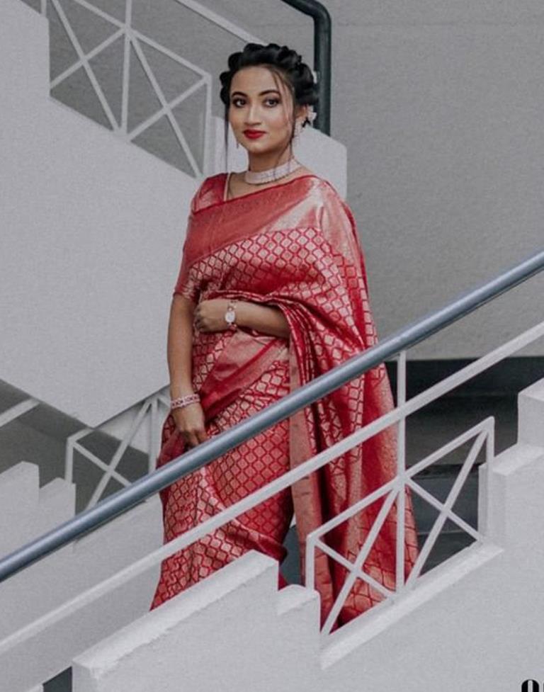 Red Banarasi Silk Saree | Leemboodi