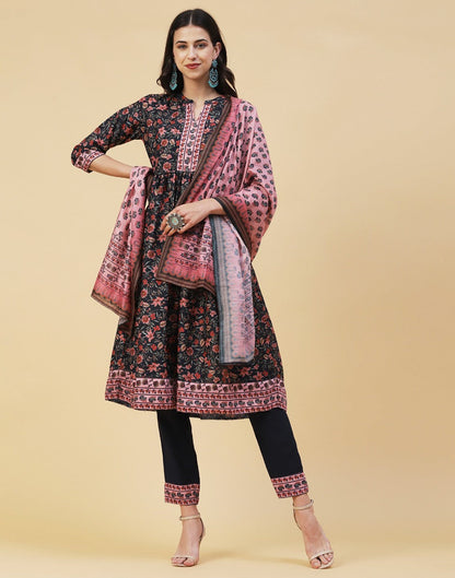 Black Floral Kurti With Pant And Dupatta | Leemboodi