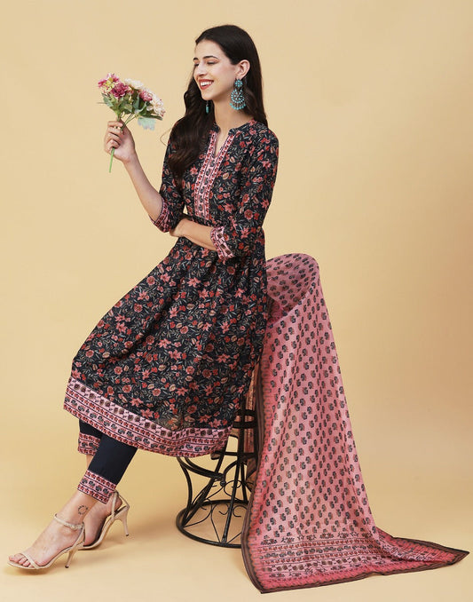 Black Floral Kurti With Pant And Dupatta | Leemboodi