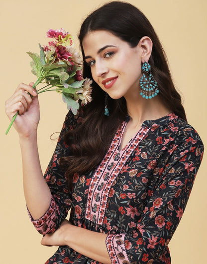 Black Floral Kurti With Pant And Dupatta | Leemboodi