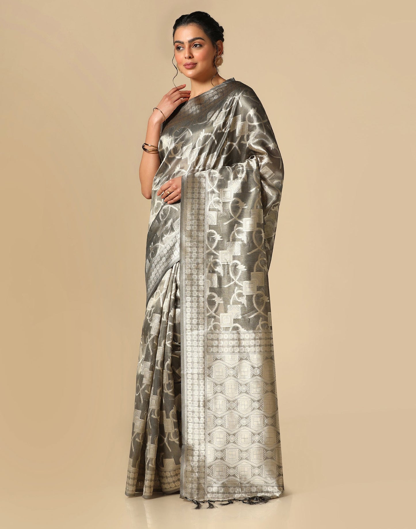 Grey Banarasi Jacquard Saree | Leemboodi