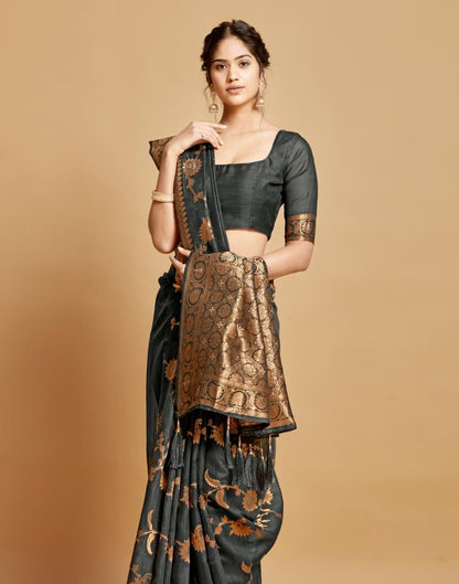 Grey Linen Saree | Leemboodi