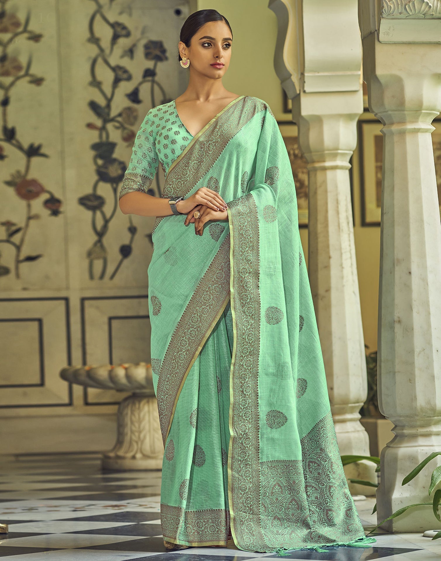 Turquoise Linen Saree | Leemboodi