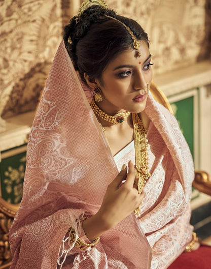 Off White Kanjivaram Handloom Weaving Silk Saree | Leemboodi