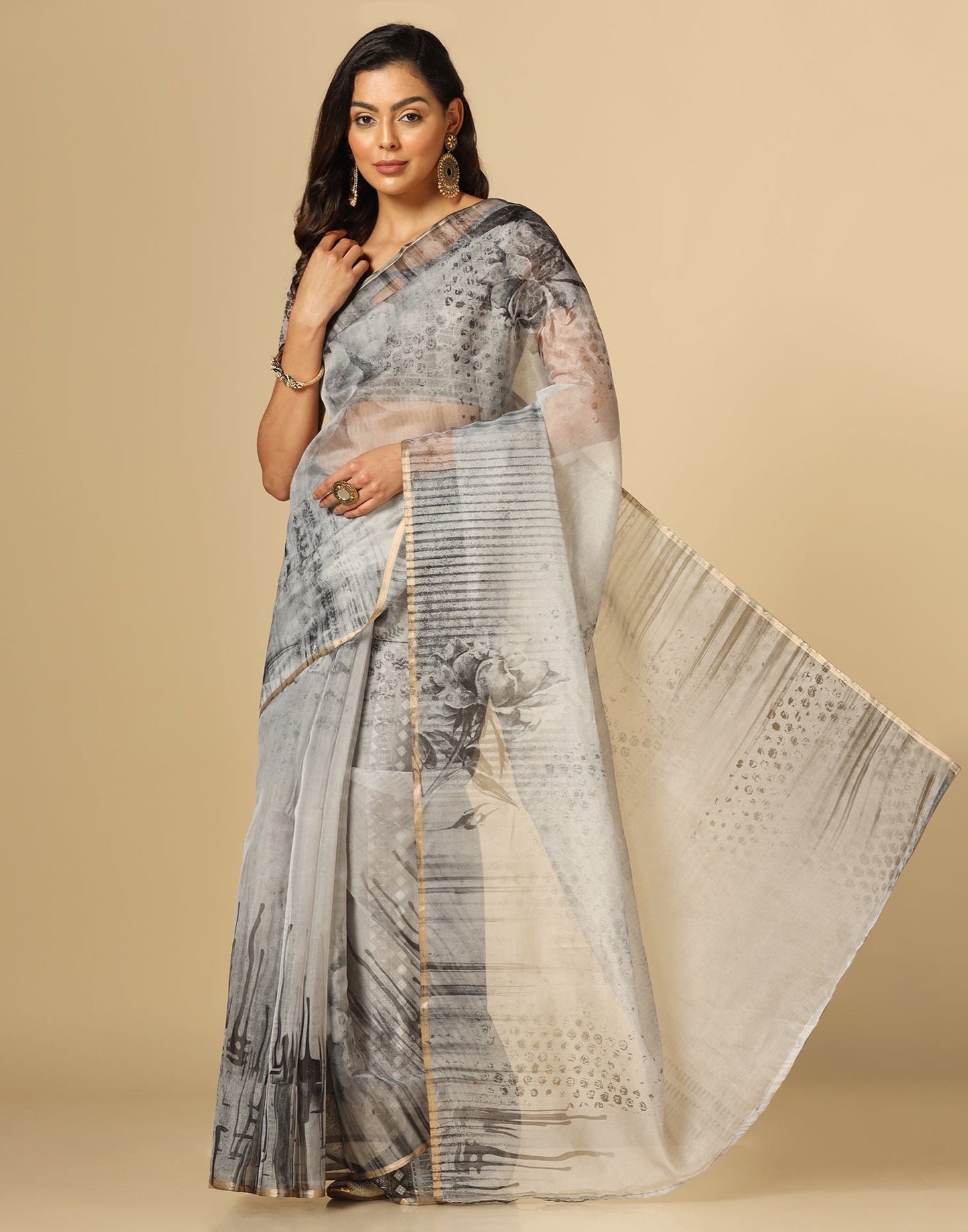 Grey Organza Printed Saree | Leemboodi