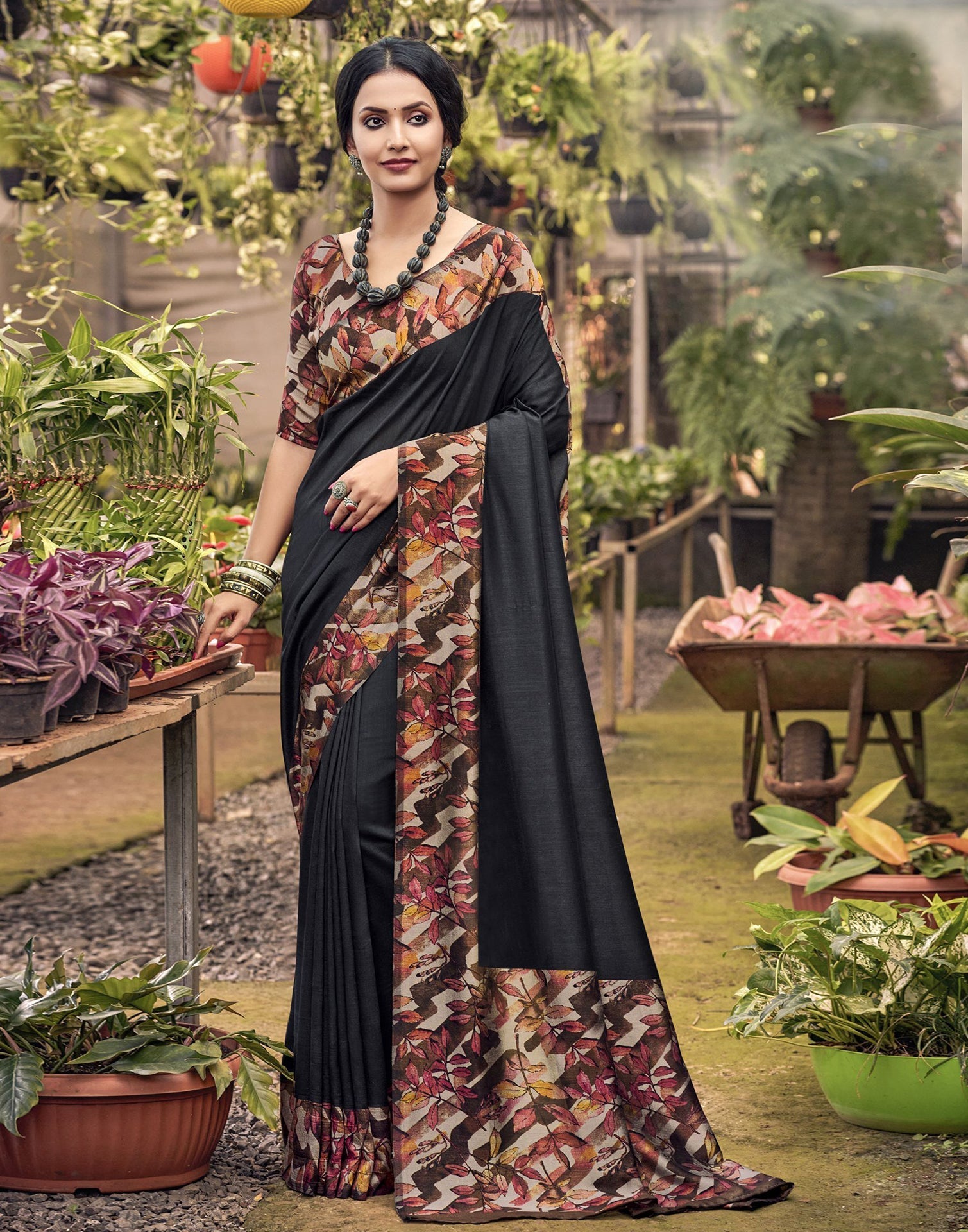Black Printed Saree | Leemboodi