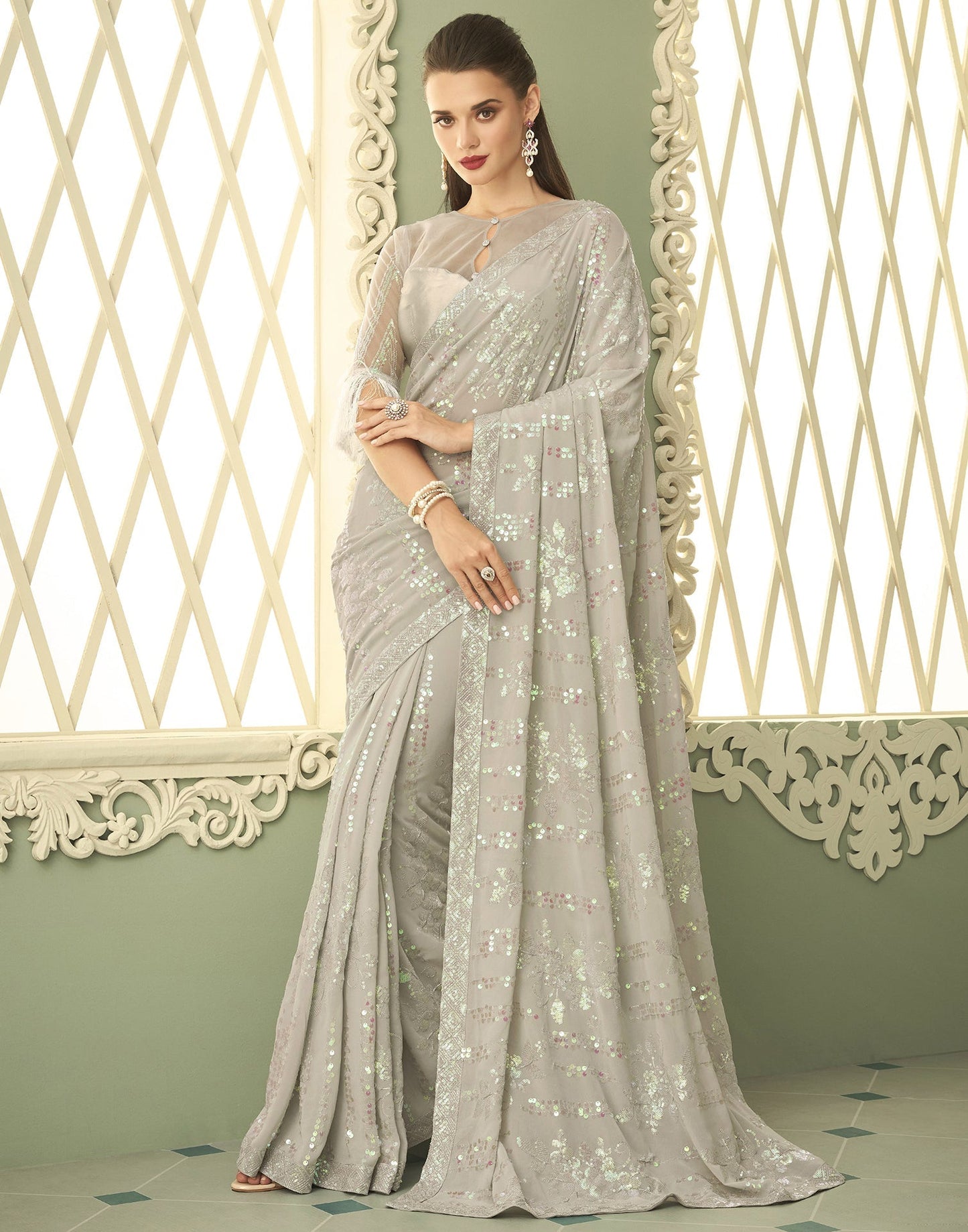 Light Grey Georgette Saree | Leemboodi