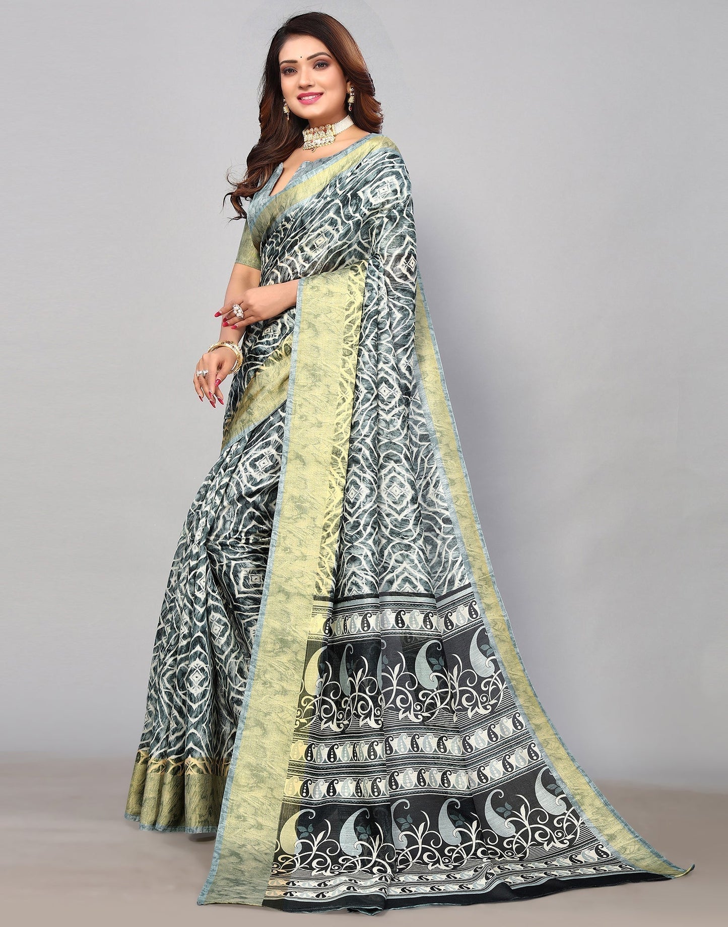 Grey Cotton Printed Saree | Leemboodi