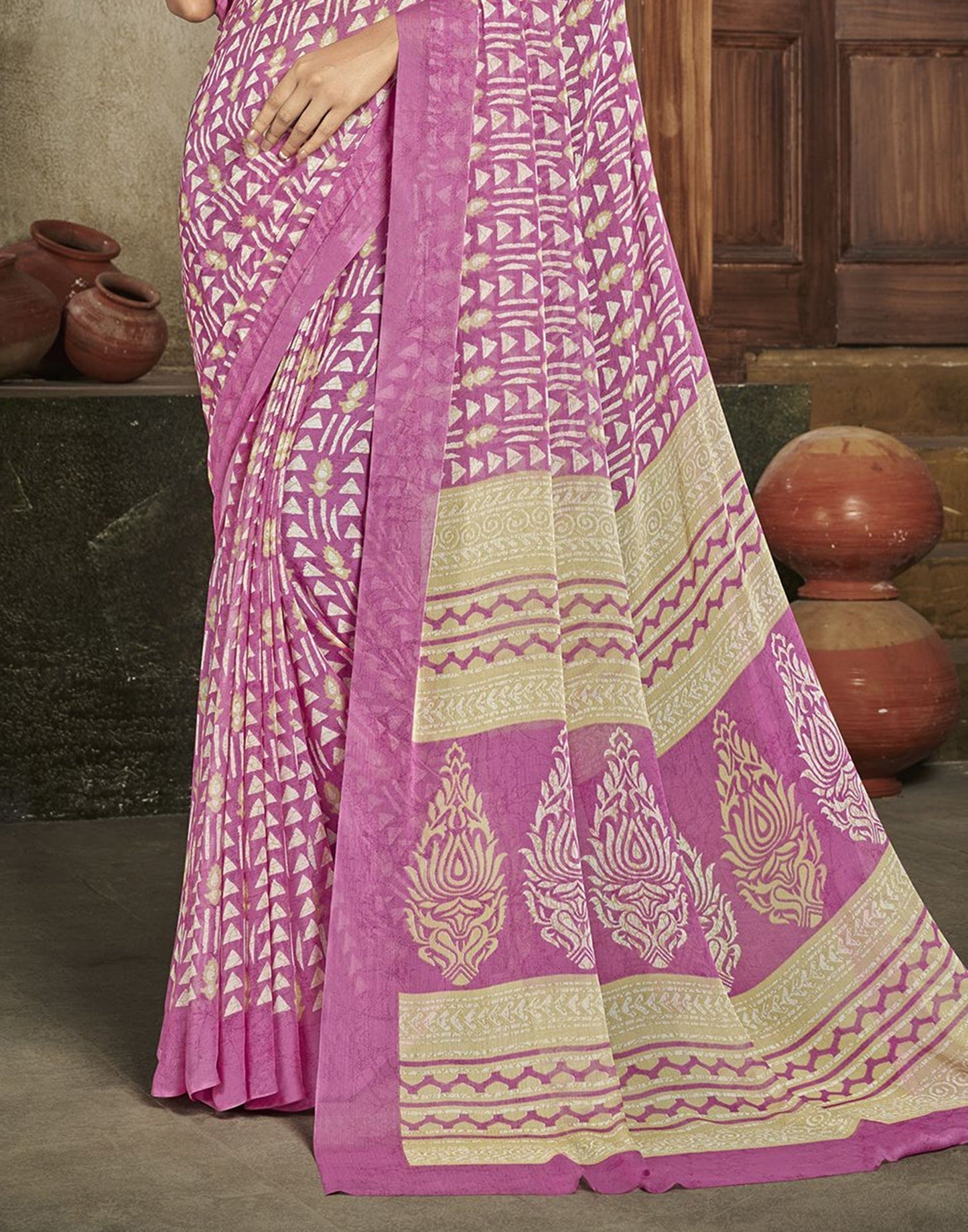 Light Pink Chiffon Printed Saree | Leemboodi