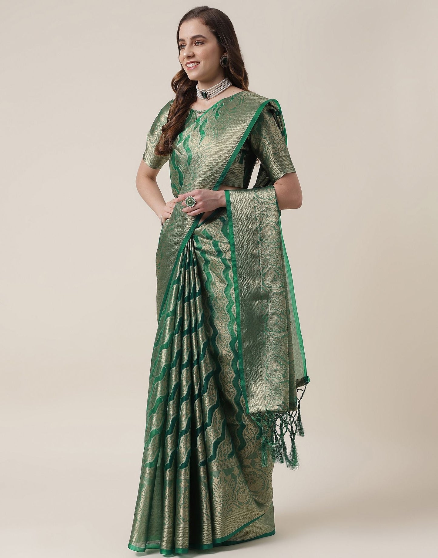 Green And Golden Organza Jacquard Saree | Leemboodi