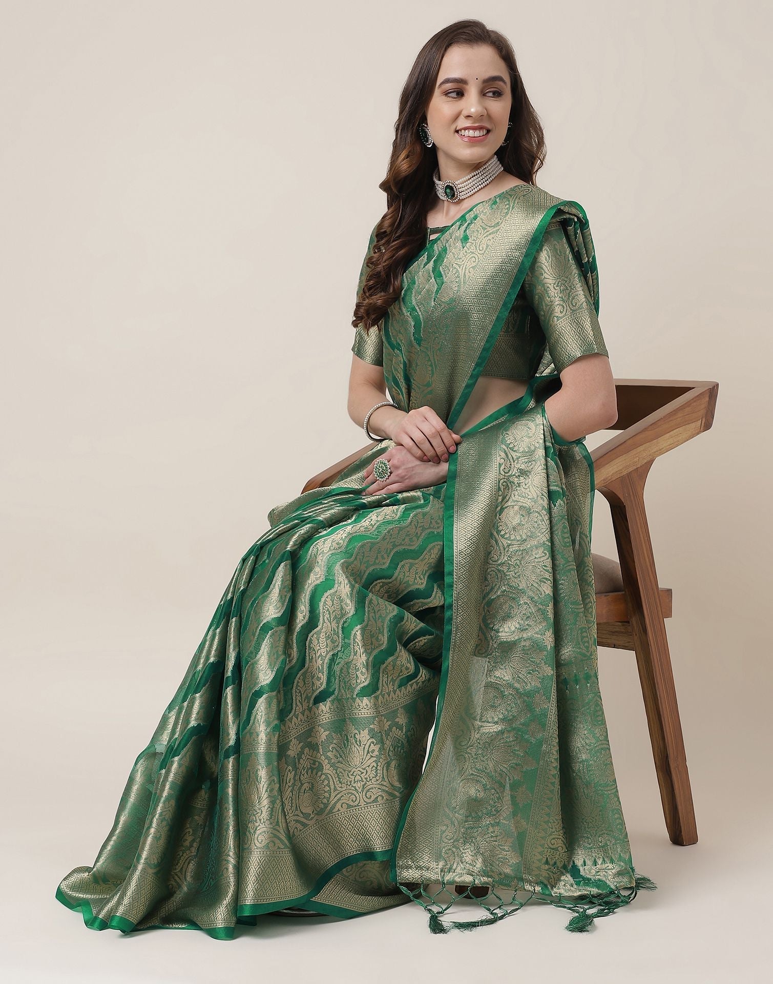 Green And Golden Organza Jacquard Saree | Leemboodi
