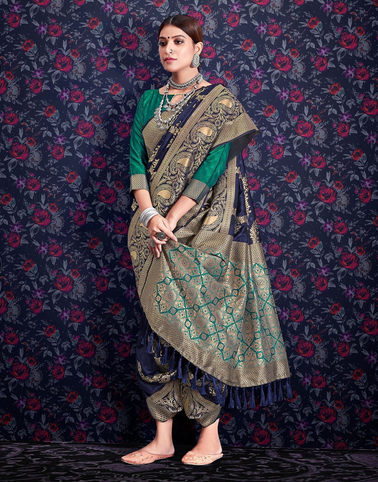 Navy Blue Banarasi Saree | Leemboodi