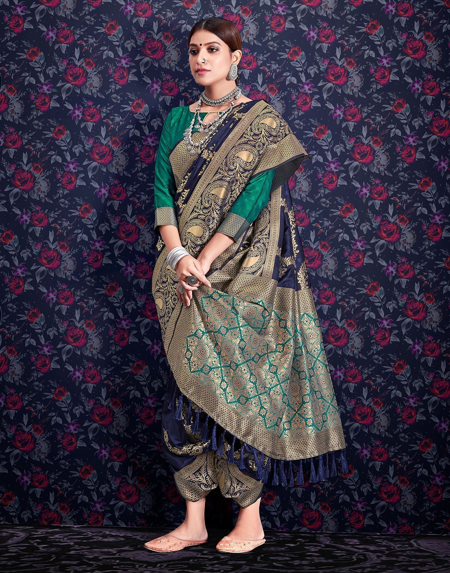 Navy Blue Banarasi Saree | Leemboodi