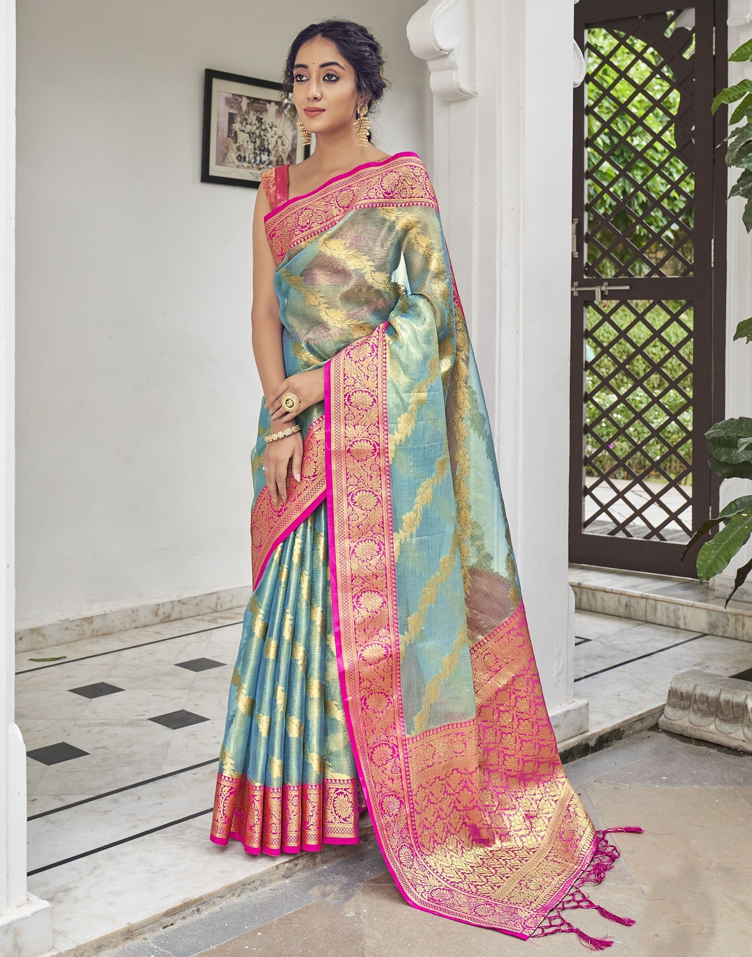 Light Blue Banarasi Saree | Leemboodi