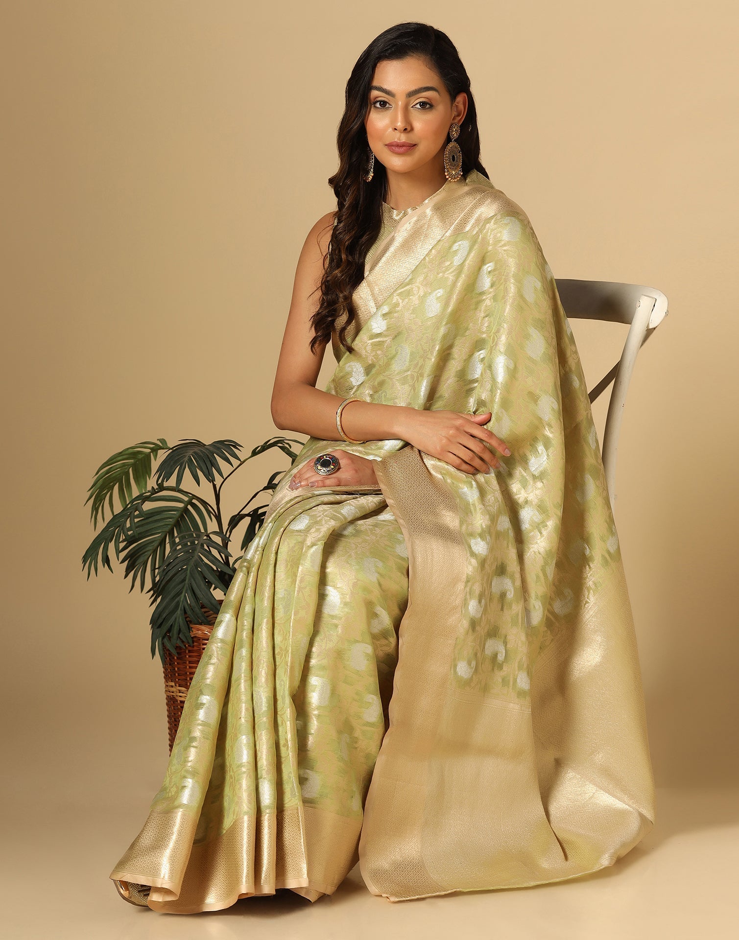 Light Green & Gold Silk Jacquard Saree | Leemboodi