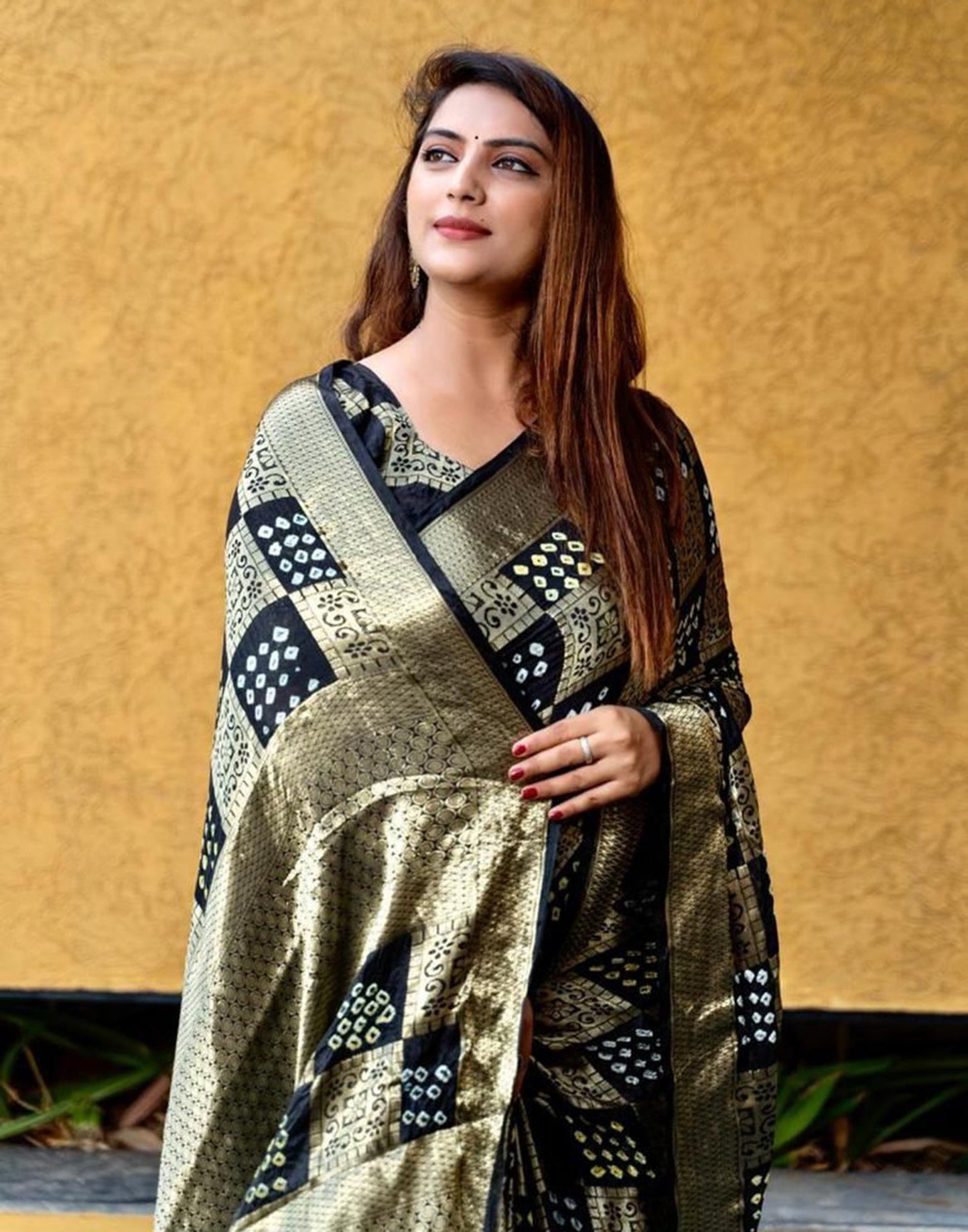 Black Silk Weaving Saree