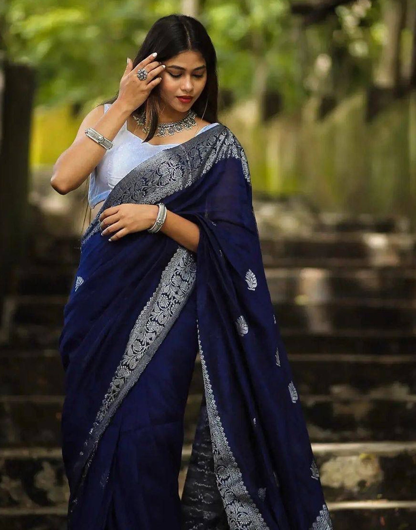 Navy Blue Banarasi Silk Saree | Leemboodi