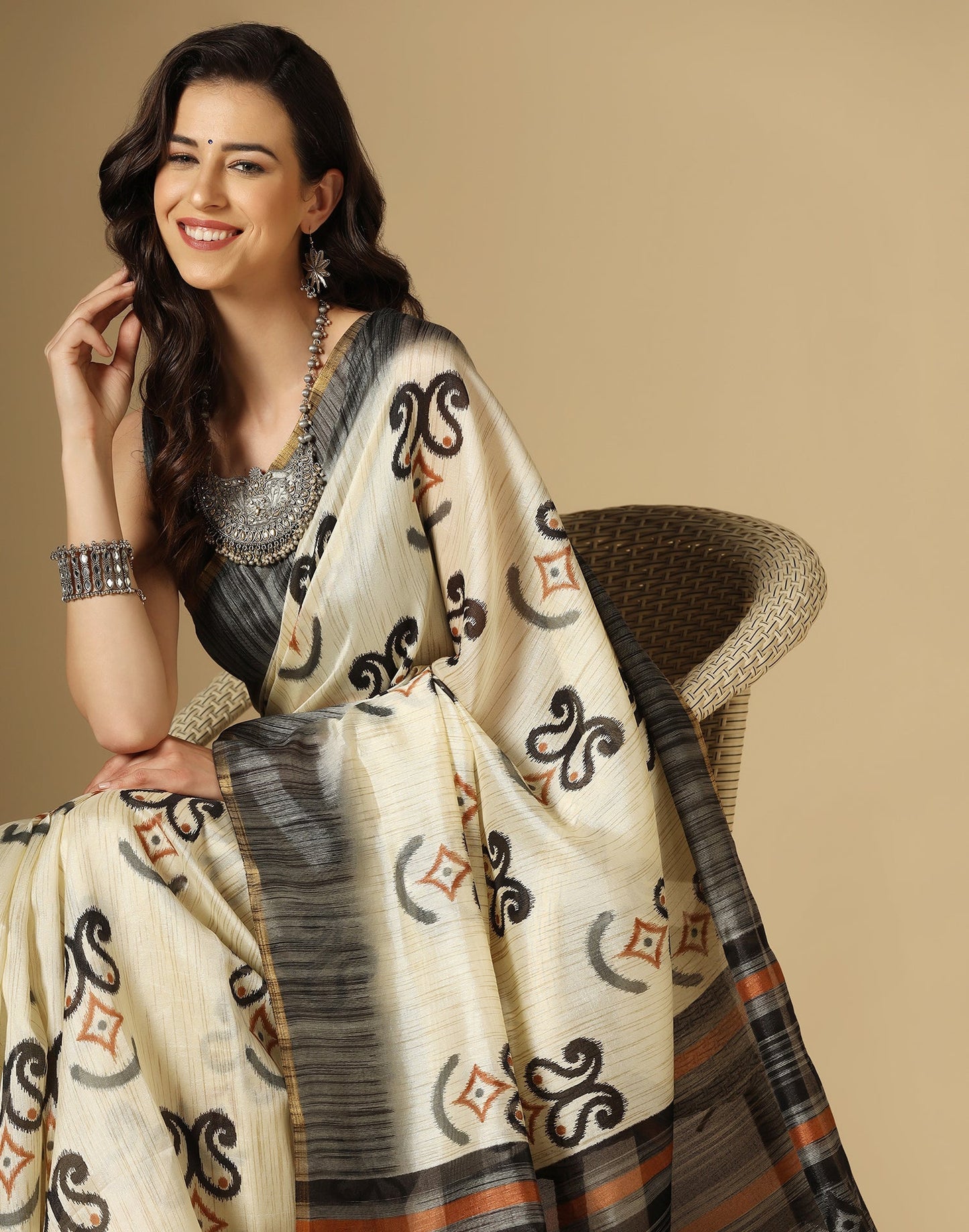 Cream Printed Silk Saree | Sudathi