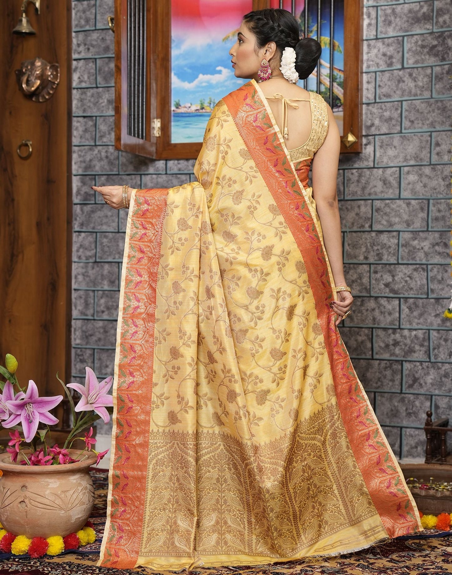 Light Yellow Banarasi Silk Saree | Leemboodi