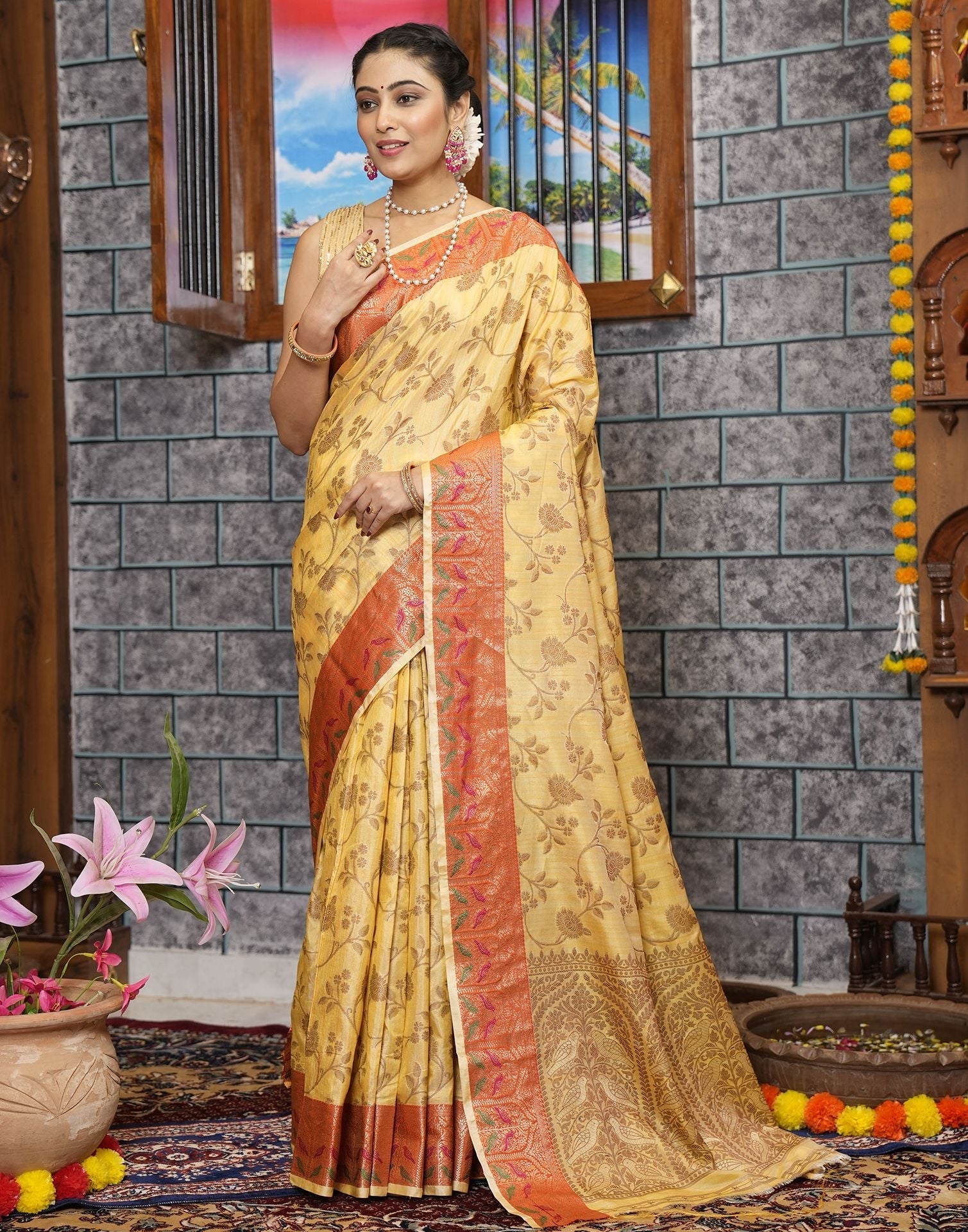 Light Yellow Banarasi Silk Saree | Leemboodi