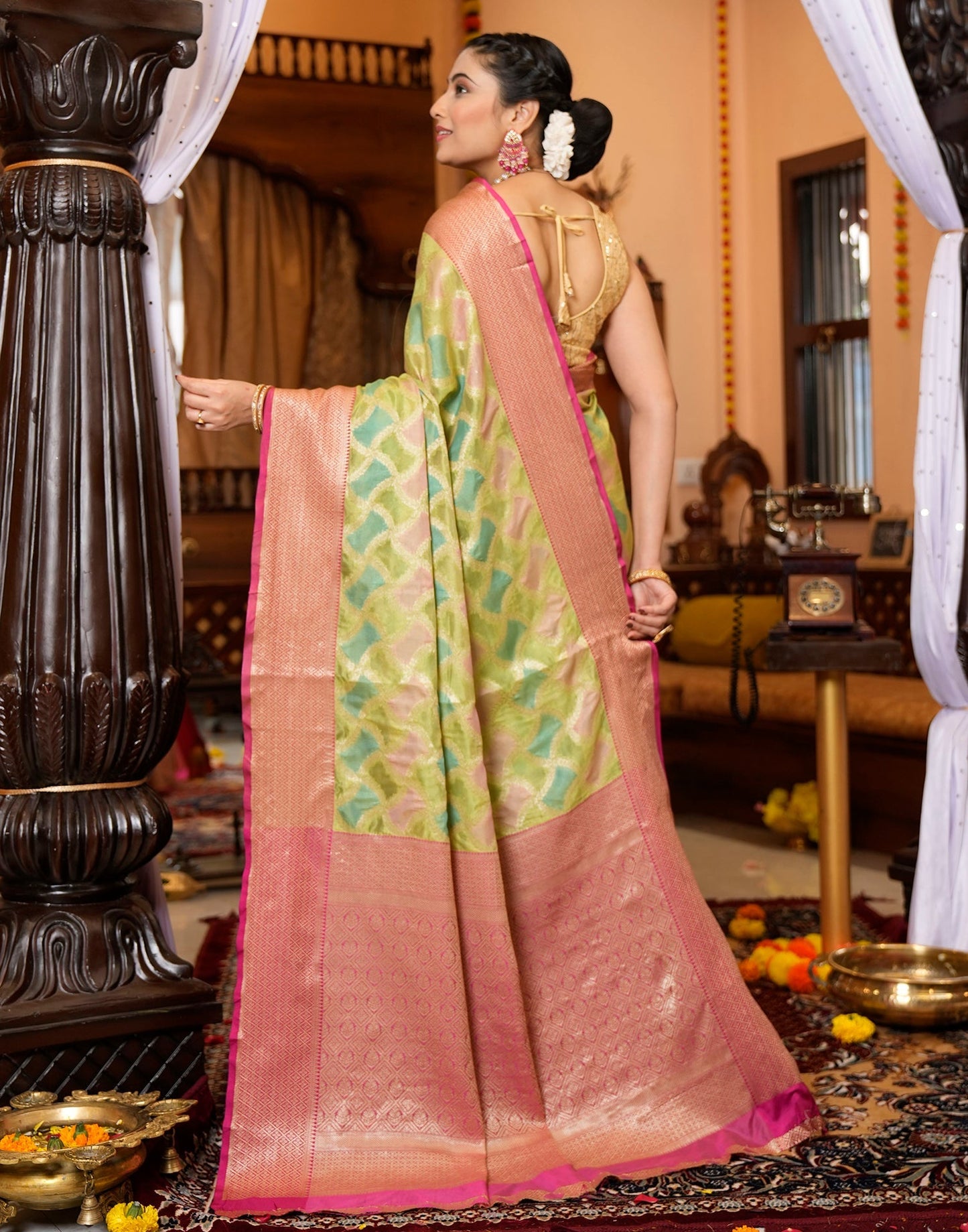 Dark Green Banarasi Silk Saree | Leemboodi