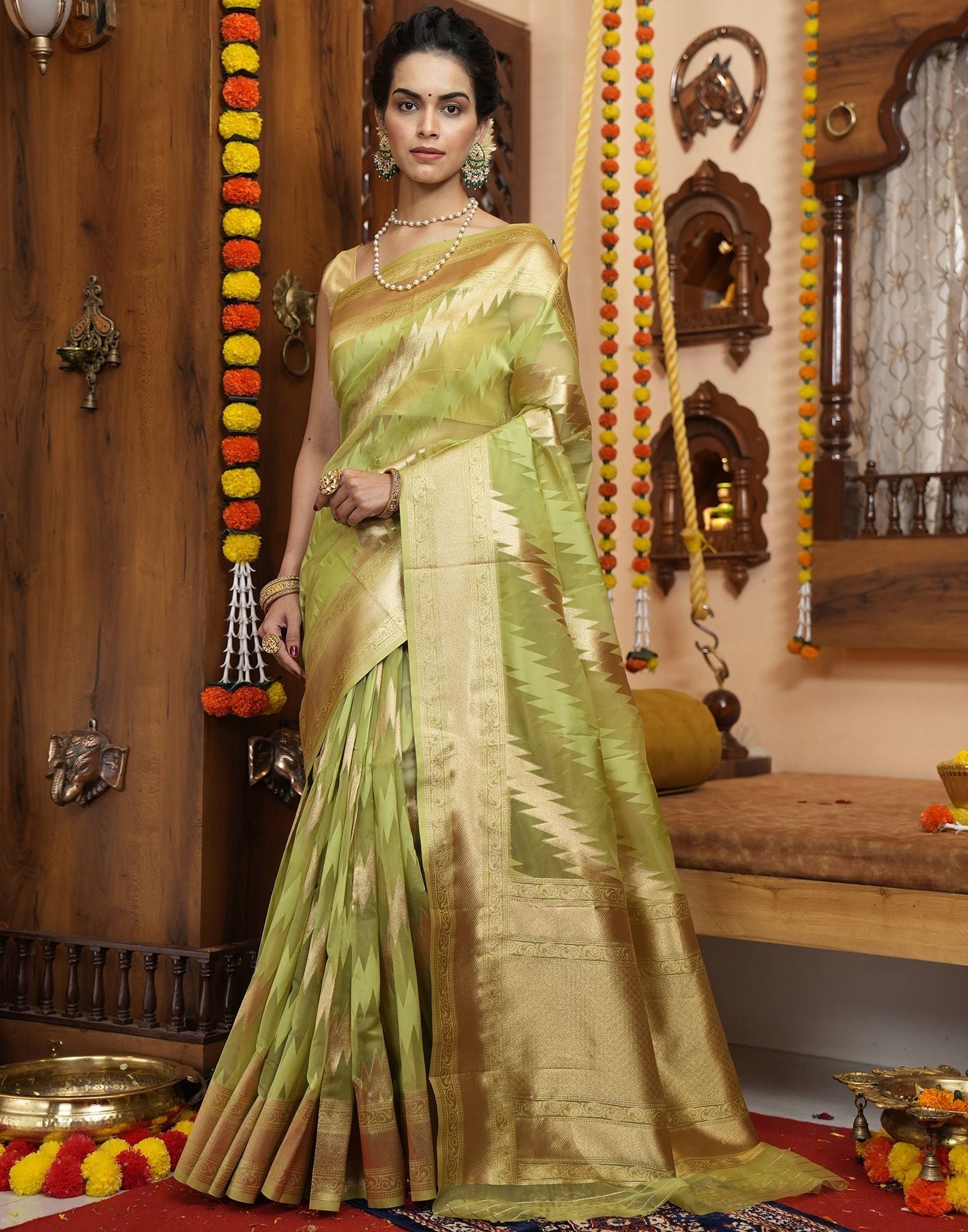 Perrot Green Banarasi Silk Saree | Leemboodi