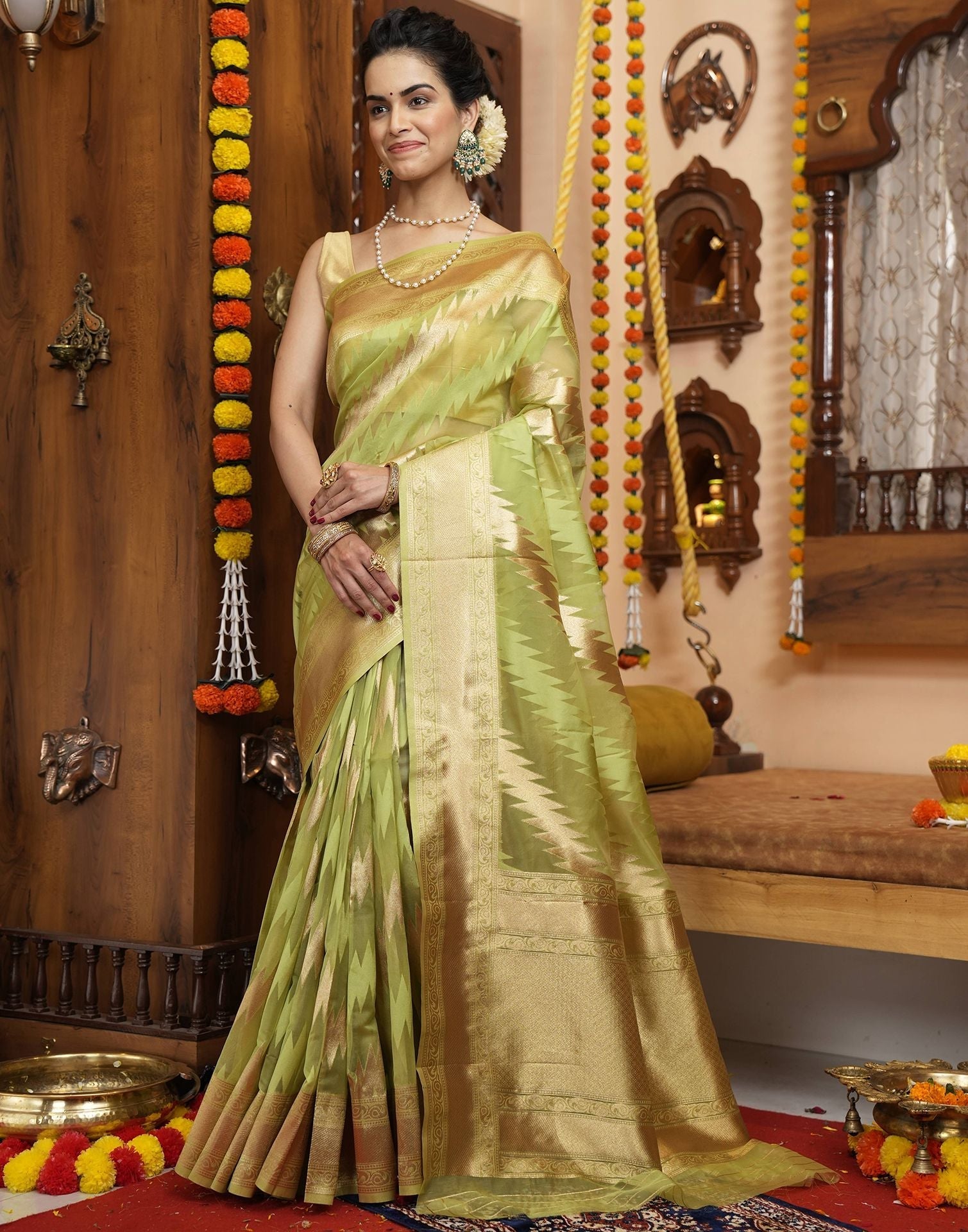 Perrot Green Banarasi Silk Saree | Leemboodi